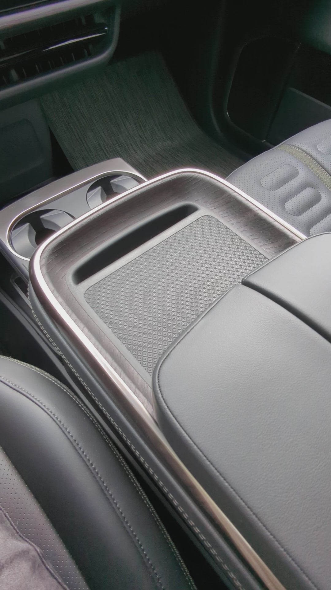 Dual Phone Holder for Wireless Charging for Rivian R1T/R1S Riv3D